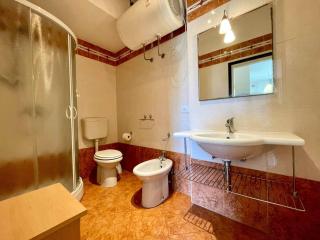 Homely apartment with shared pool - 6