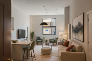 Paramount Stays - Uxbridge - 9