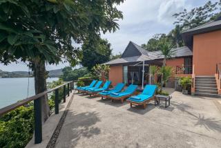 Nambo Villa - Stunning luxury seafront pool villa 4 BR - 4