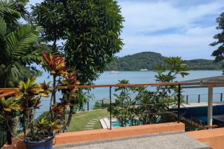 Nambo Villa - Stunning luxury seafront pool villa 4 BR - 0