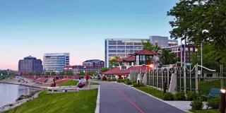 Color Pop Casas - Townhomes near Ford Center - 9