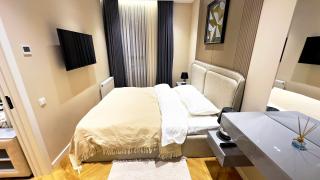 Nest One Parkside - 0