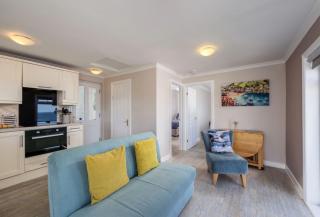 The Gatehouse Apartment - 3