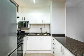 Coastal Bliss, 3BR Umhlanga Apartment With Ocean View - 4