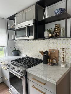 5 Min walk to Stony Brook University - 8