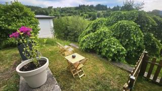 f2 VUE INCROYABLe sur lac avec jardin avec balnéo et 400m centre - 1