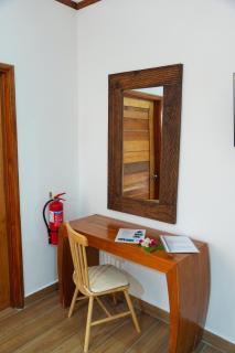 La Maison Figaro Guest House - Spacious Island Stay in La Digue - 1