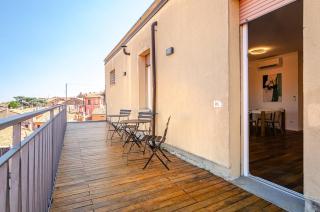 Oberdan Terrace - 2