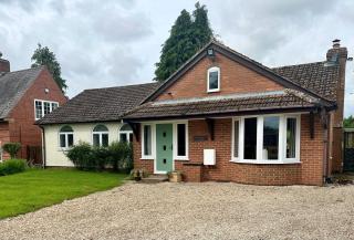 Horseshoe House at Pudleston Court - 0