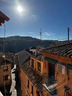 Piso muy amplio en el centro de Toledo de 4 habitaciones - Toledo - 1