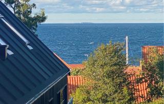 Awesome Home In Svaneke With Kitchen - 9