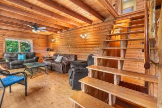 Dog Friendly with Fire Pit and Yard by the River - 2