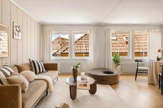 Modern & Historic 6-Bedroom Apartment Bryggen - 0