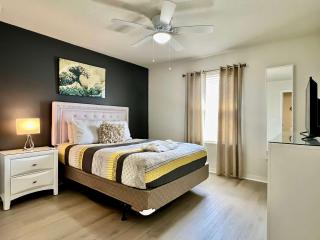 Windsor at Westside 7Bd Hm Pool-2112MW - 8