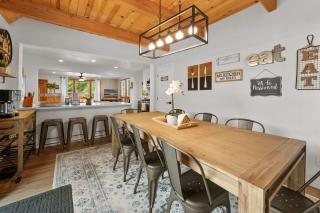 Navigate Stays 5BR Group Lodge Near Mountain & Fun - 4
