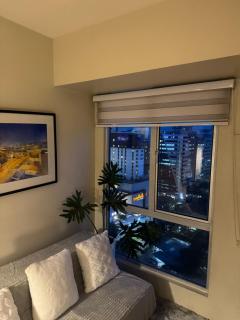 Cozy 1BR City Escape - Avida Towers IT Park Cebu - 6