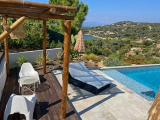 Villa With Views Over Gulf Of Ajaccio - 6