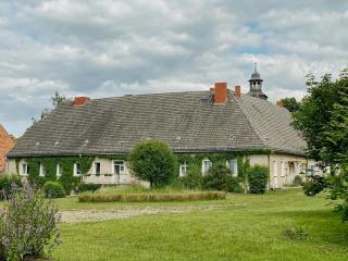 Historic Manor House In Stettiner Haff Nature Park - 9
