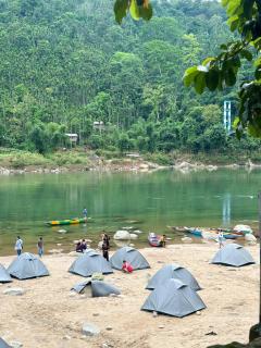 Classified riverside camping - 0