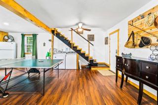 Lake Livingston Retreat with Firepit, Fishing, and Game Room - 6