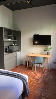 Modern Studio - 8