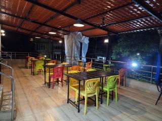 Hotel Horizon Lonavala - 1