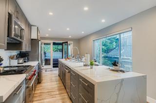 Mountain Luxury in Old Town Spa- Walk to Main 440 - 4