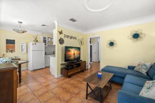 The Hideaways at Point Pleasant - Palm Side - 8