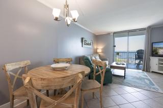 GS Surf & Racquet Club 502C - 3