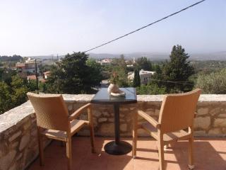 Spacious Villa in Margarites with Private Garden - 0