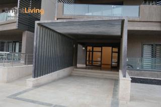 Ultra Luxury 3BR Brand New Green oriented compound - 2
