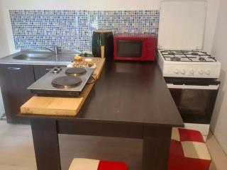 CABANUȚA de sub Masivul Penteleu - 3