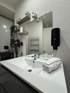 Cosy F2 , Marx Dormoy A WIFI - 3