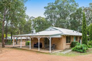 Travellers Rest Motel - 2