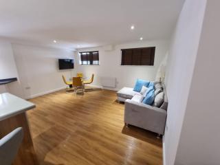 The Avenue Apartment - 2