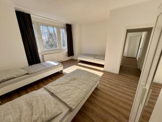 Spacious apartment in Solingen with Perfect connection - 0