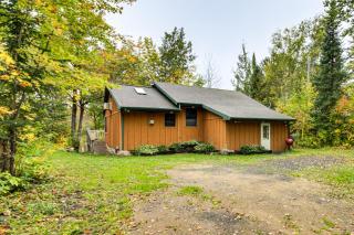 Sauna and Deck Wooded Cabin on Lake Vermilion! - 8
