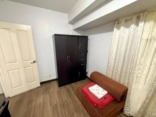 1BR LaVerti Cloud Nine Suite Family affordable staycation - 5