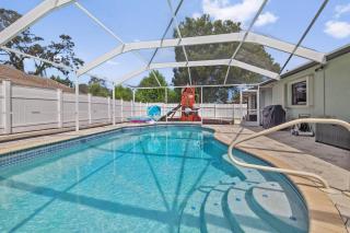 Family Retreat with Heated Pool, Playground, Ping Pong Table - 9