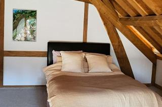 Cabin - Sleeps 4 - Nature Sauna Hot Tub - 2