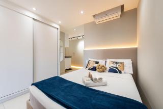 Studio Completo com Piscina na Cobertura - H702 - 3