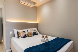 Studio Completo com Piscina na Cobertura - H702 - 1