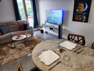 4K-Suite - 3