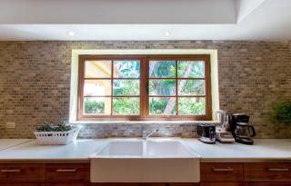 Condo very close beach - 5