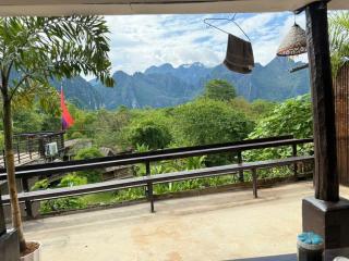 Ban Laos Guesthouse - Vang Vieng - 1