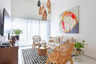 Elegant 2BD, Golf Course Views - 5