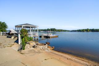 Bring Your Boat! Lake Murray Home with Dock and Ramp - 8