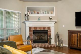 Jenks Oasis-5BR Near Tulsa and Premium Outlets - 3