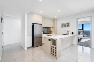 Penthouse 3b Breathtaking Views Parking - 4