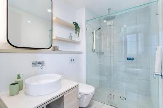 Penthouse 3b Breathtaking Views Parking - 2